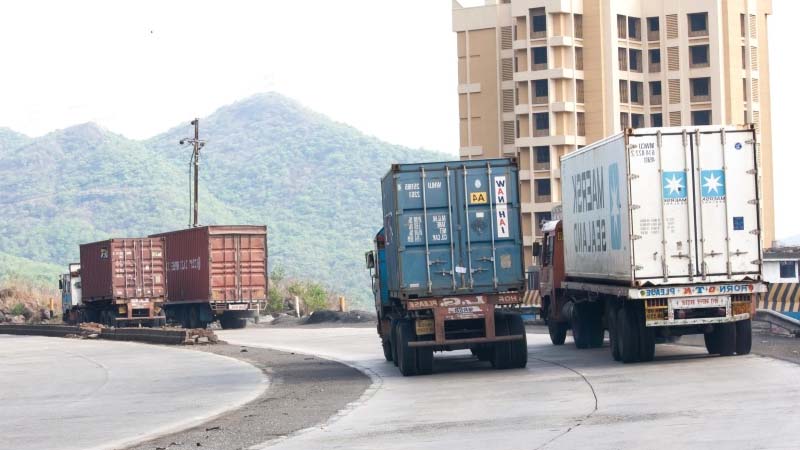 Ventajas del GPS tracker en empresas de transporte